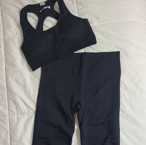 Two pieces seamless leggings set